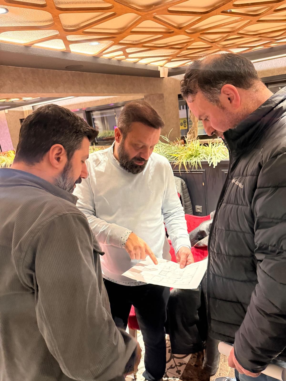 Hak sahipleriyle sözleşme görüşmesi